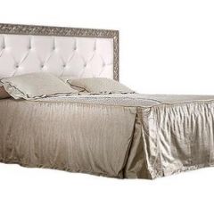 Кровать 2-х спальная (1,8 м) Тиффани Premium черная/серебро с мягким элементом со стразами с подъемным механизмом (ТФКР180-2[3][7] (П) в Коротчаево - korotchaevo.mebel24.online | фото