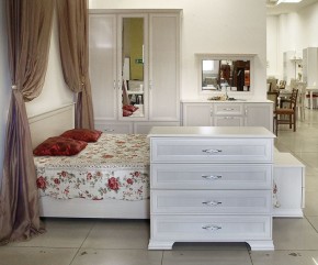 Шкаф для одежды с зеркалом 3-х дв Венеция 1 бодега в Коротчаево - korotchaevo.mebel24.online | фото 4