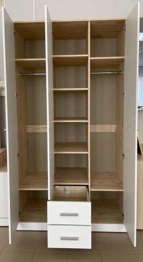 Шкаф "Милана" 3-х створчатый с 2 ящиками по центру в Коротчаево - korotchaevo.mebel24.online | фото 2